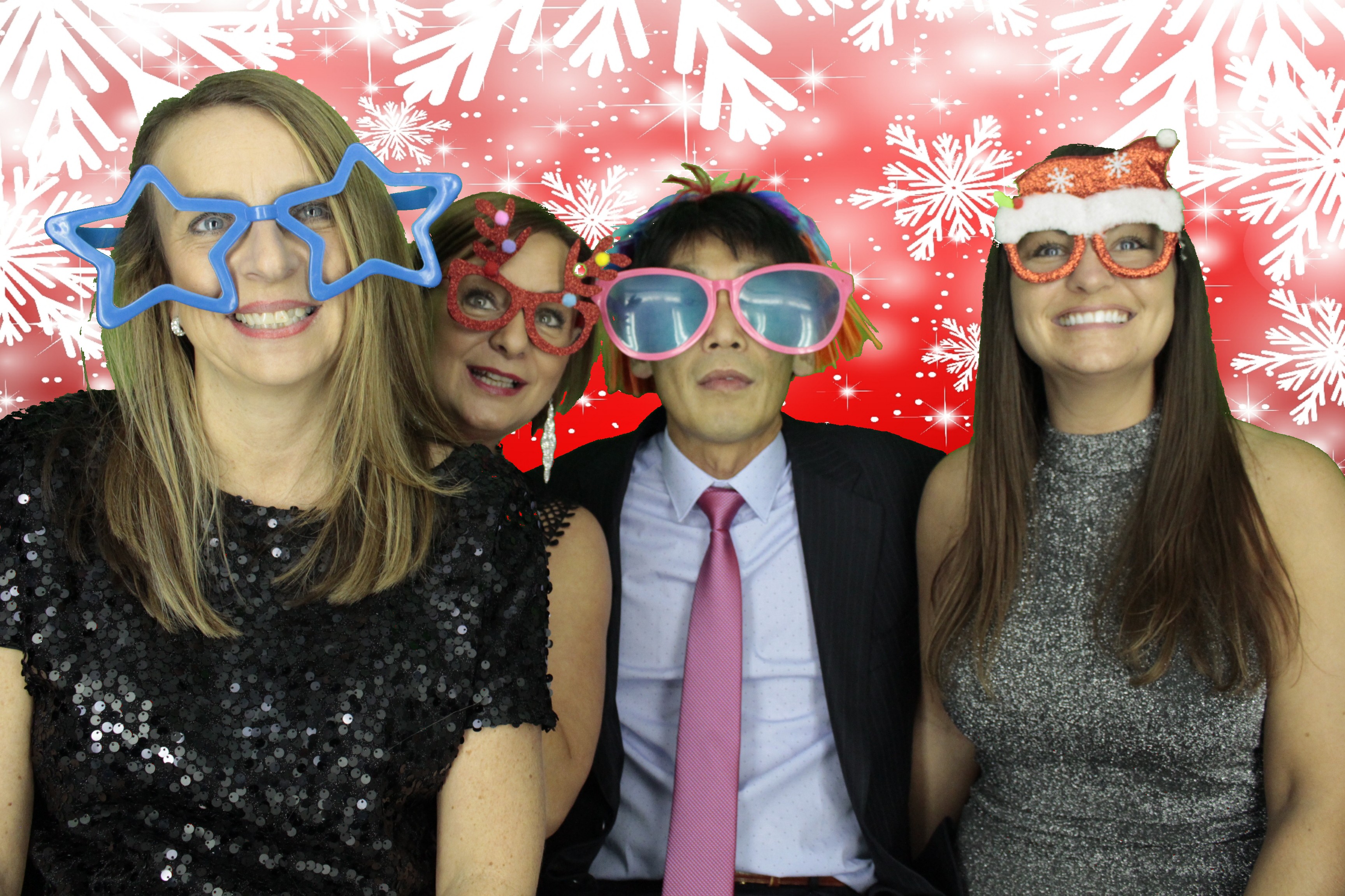 Ocean Network Express Christmas Party 2019 | View more photos from the event at gallery.myphotoboothexperience.co.uk/u/MyPhotoBoothExperienceLtd/Ocean-Network-Express-Christmas-Party-2019